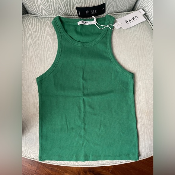 Tank top bundle (read UPDATE) - Picture 3 of 3